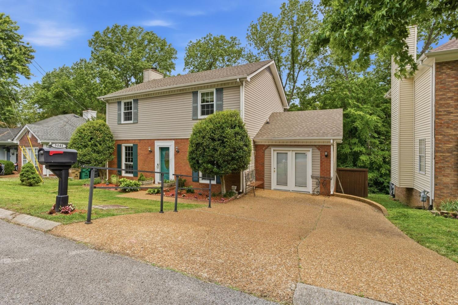 5141-English-Village-Dr For Sale