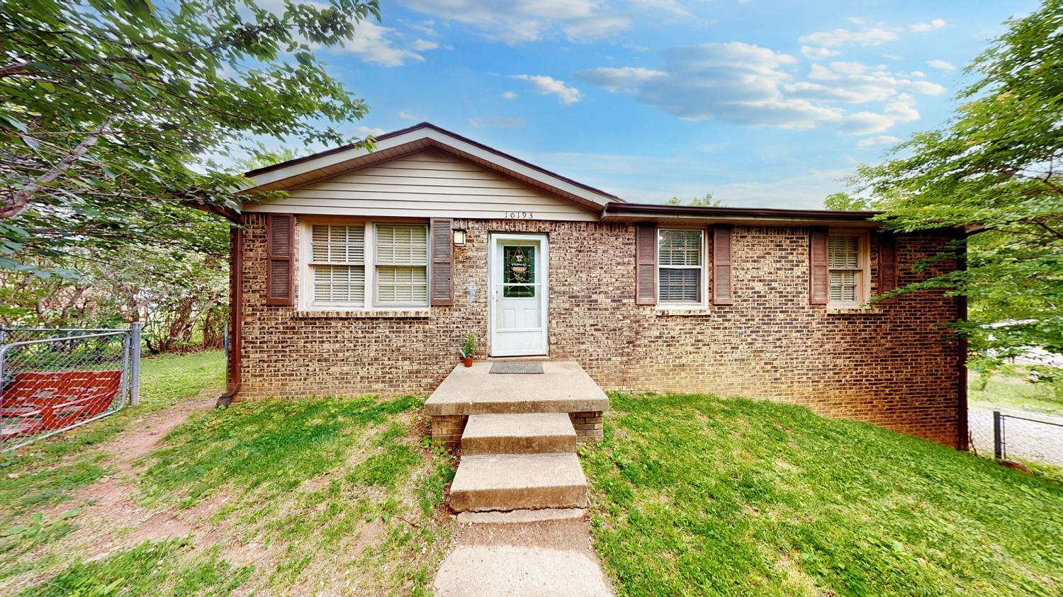 10193-W-Oak-Dr For Sale