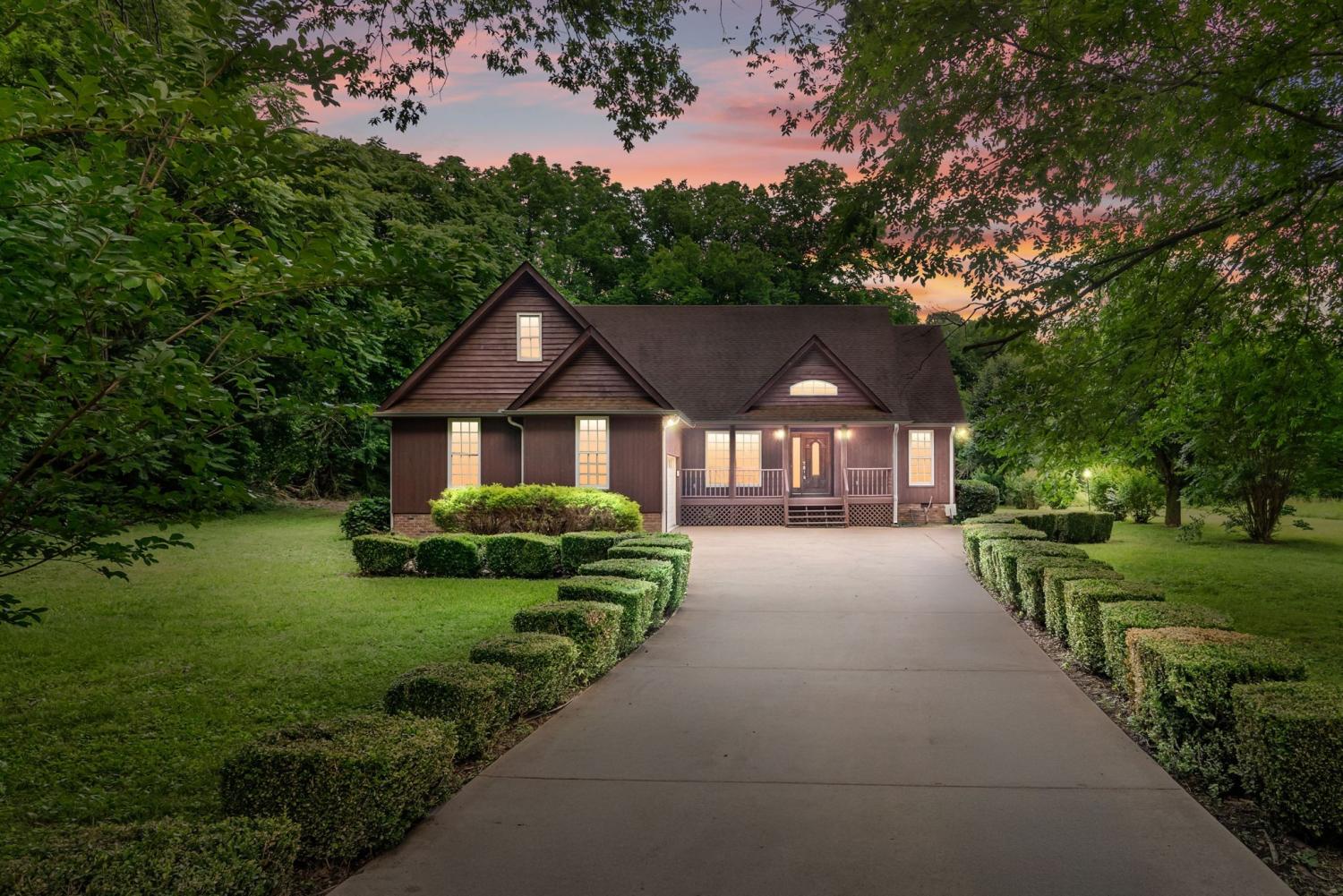 31-White-Oak-Rd For Sale