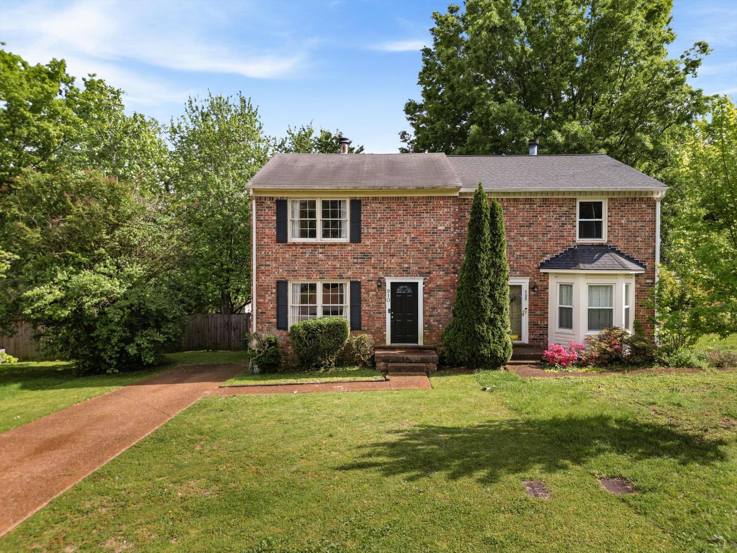 910-Hammack-Dr For Sale