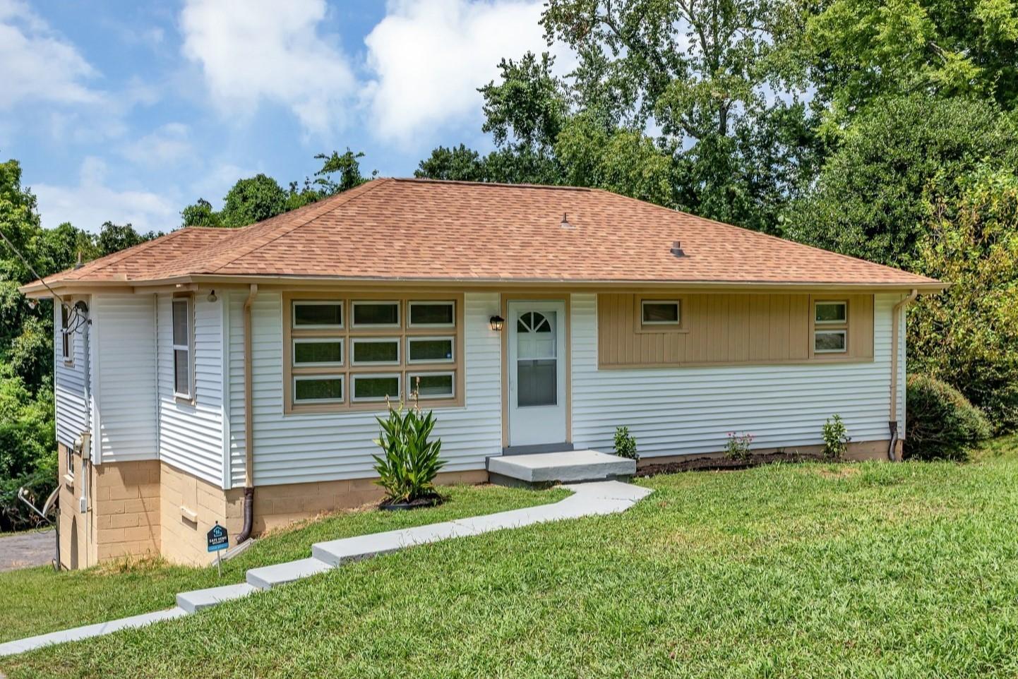 2209-Maplecrest-Dr For Sale