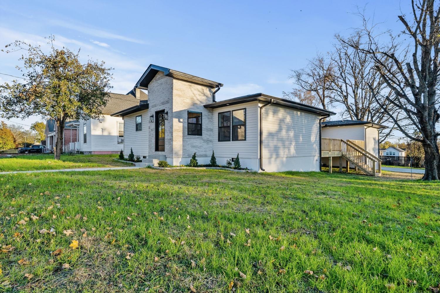 2515-Buchanan-St For Sale