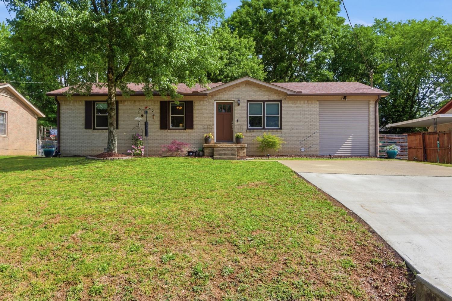 617 McLemore Ave TN 37174 For Sale - 