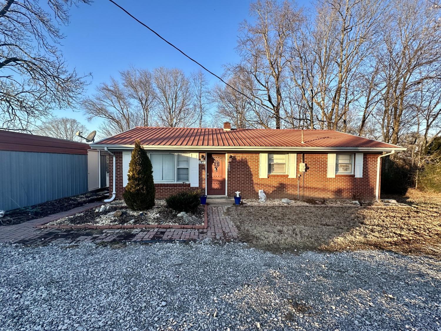 142-S-Roberson-Rd For Sale