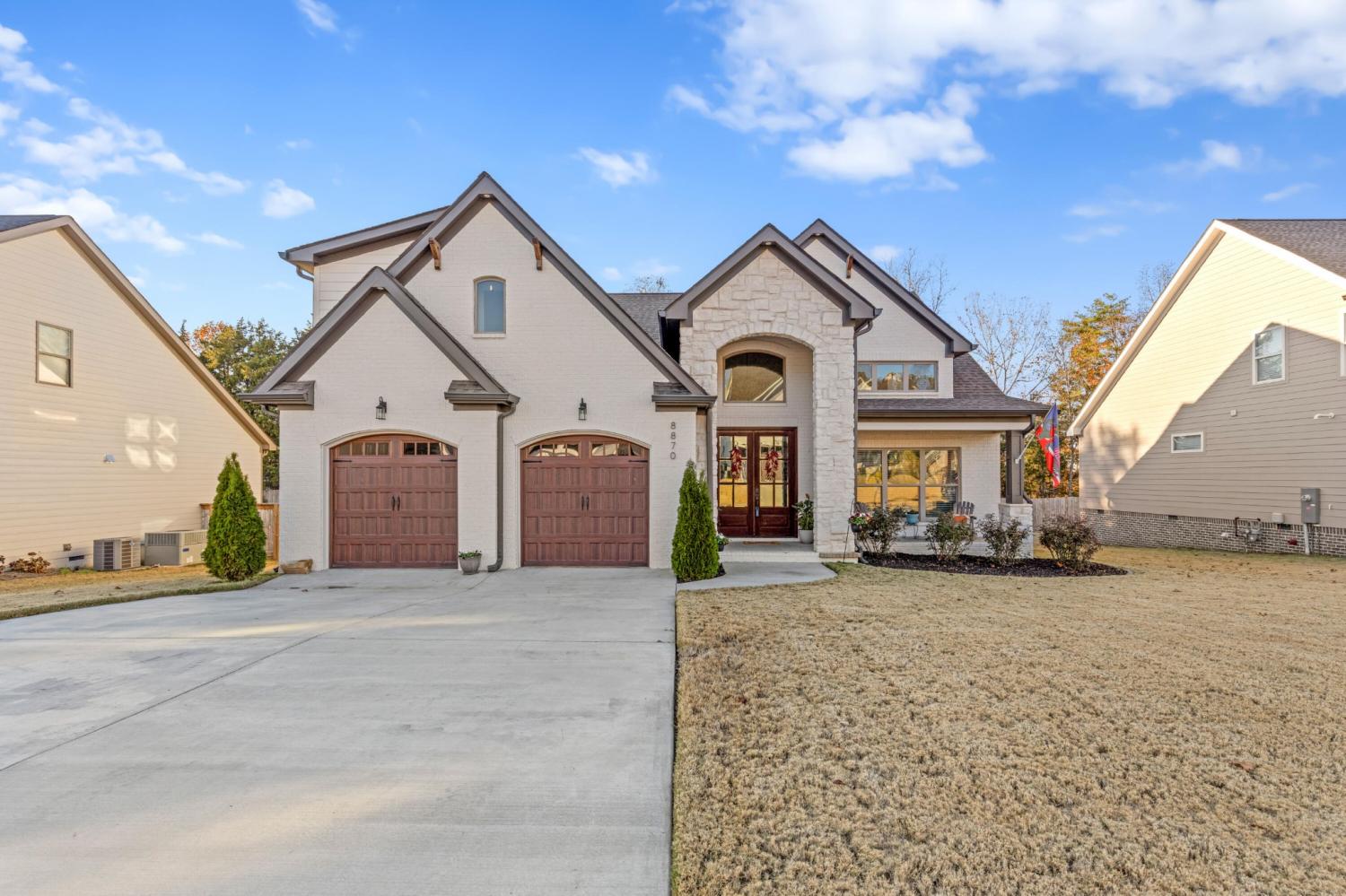 8870-Silver-Maple-Dr For Sale