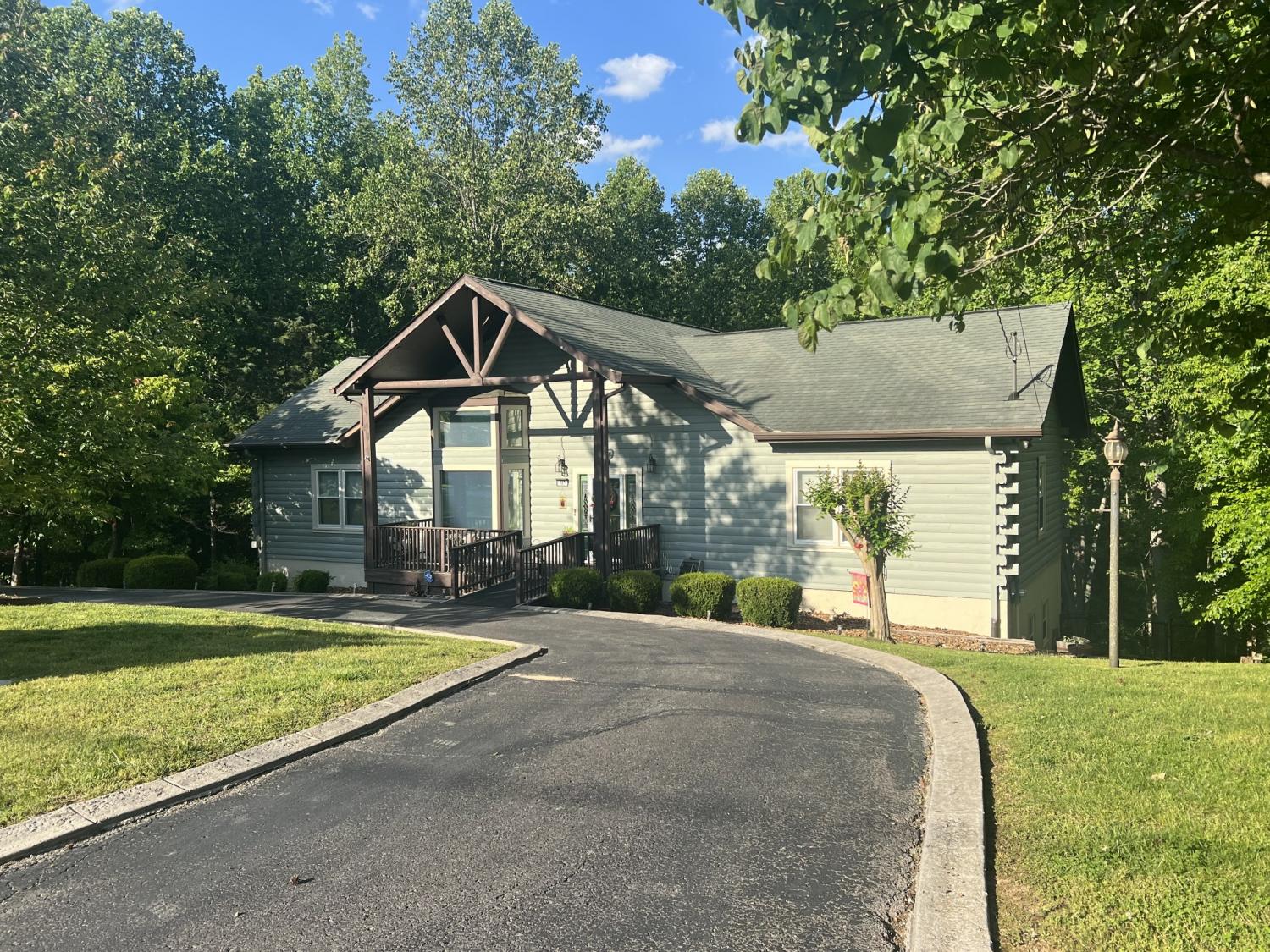 187-Rigsbys-Rdg For Sale
