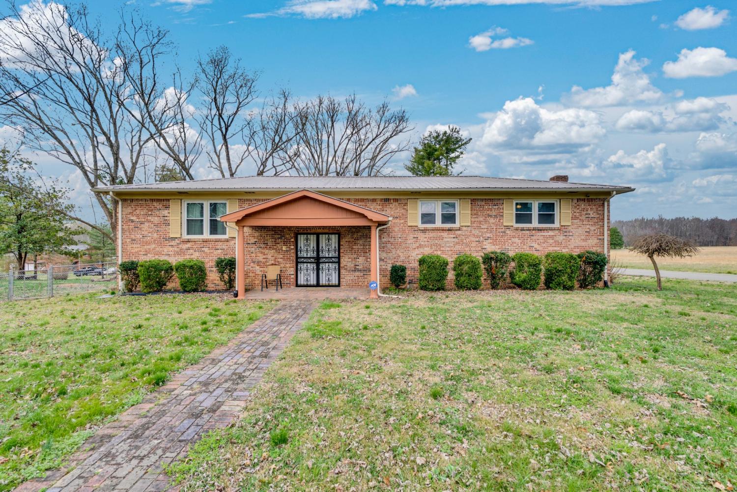 501-Scenic-Ln For Sale