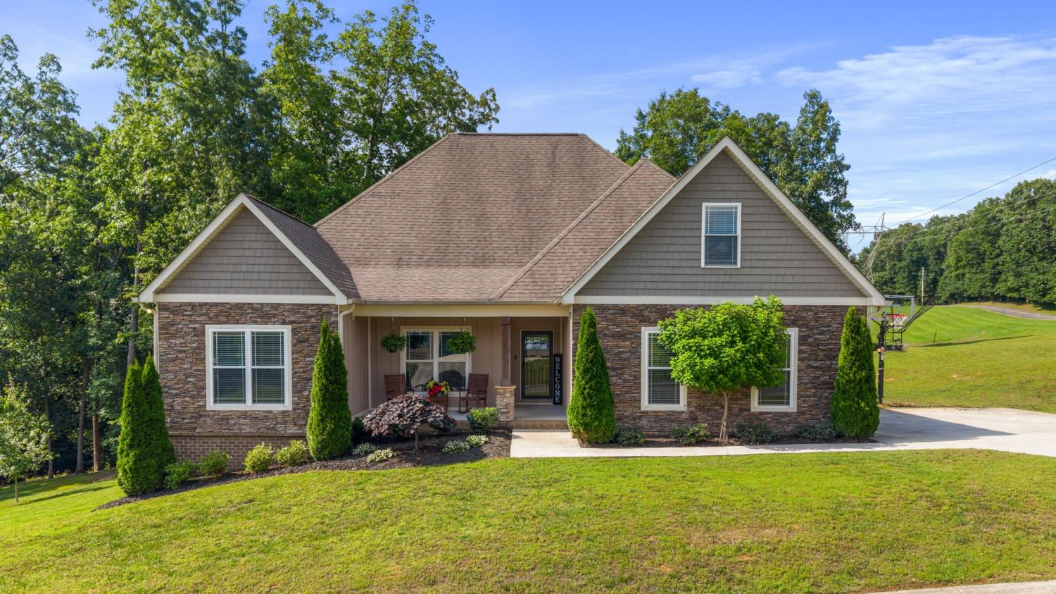 240-Lower-Woods-Trl--NE For Sale