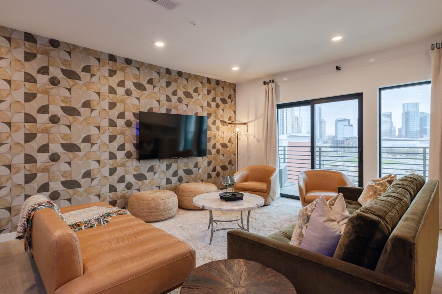 635 7th Ave, S TN 37203 For Sale - 