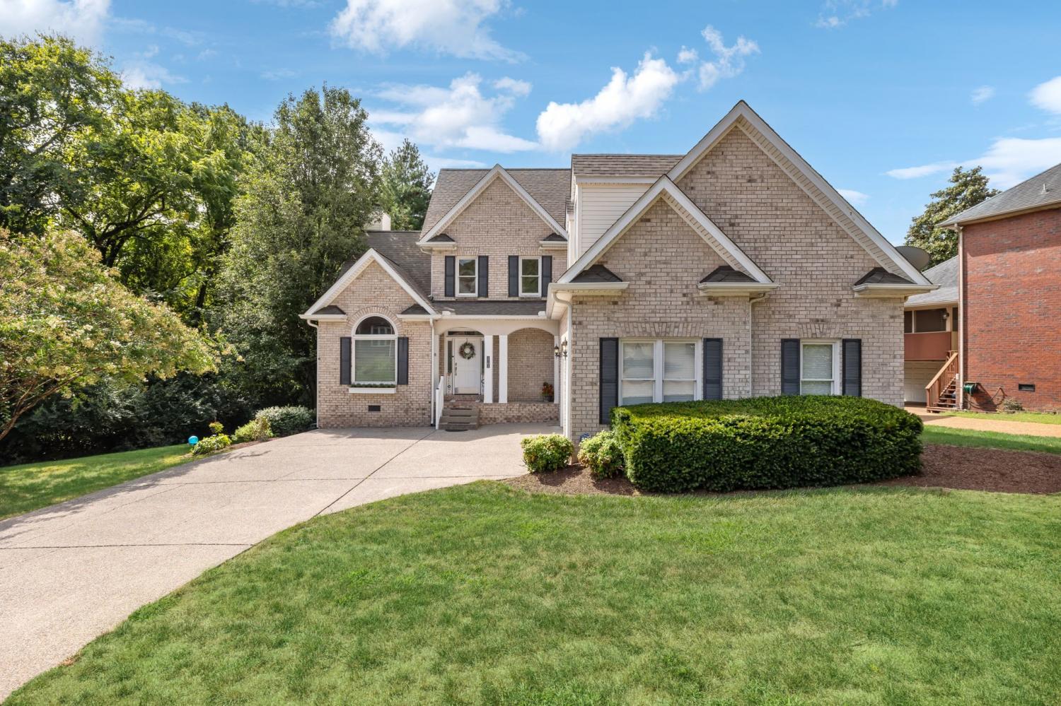 2701-N-Highlands-Dr For Sale