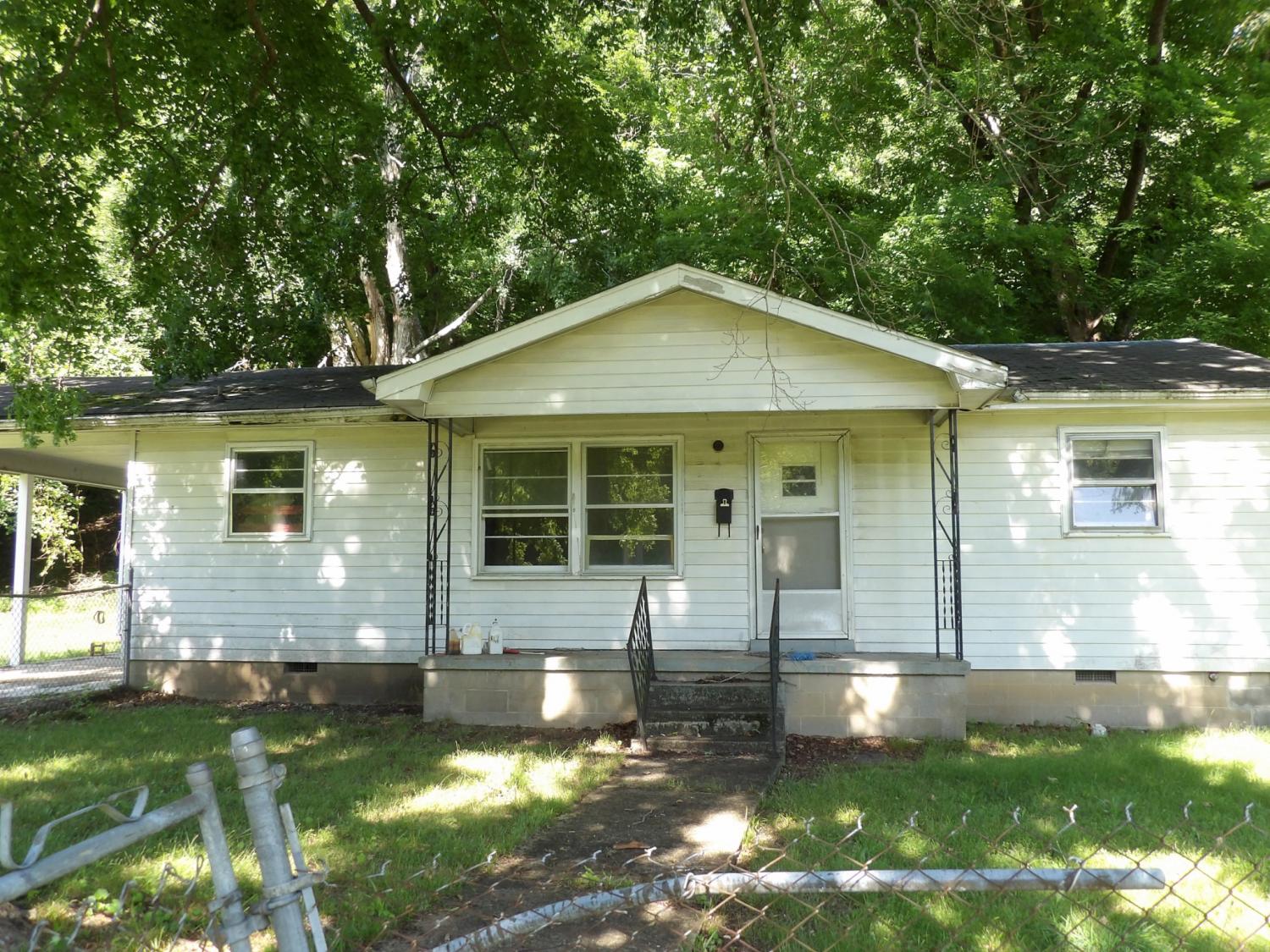241-Lomax-Ave For Sale