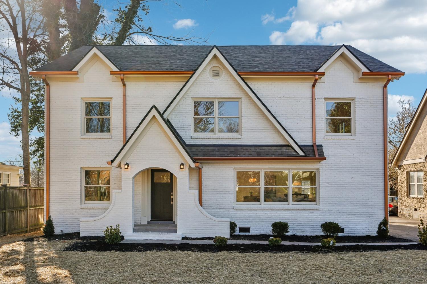 215-Cherokee-Rd For Sale