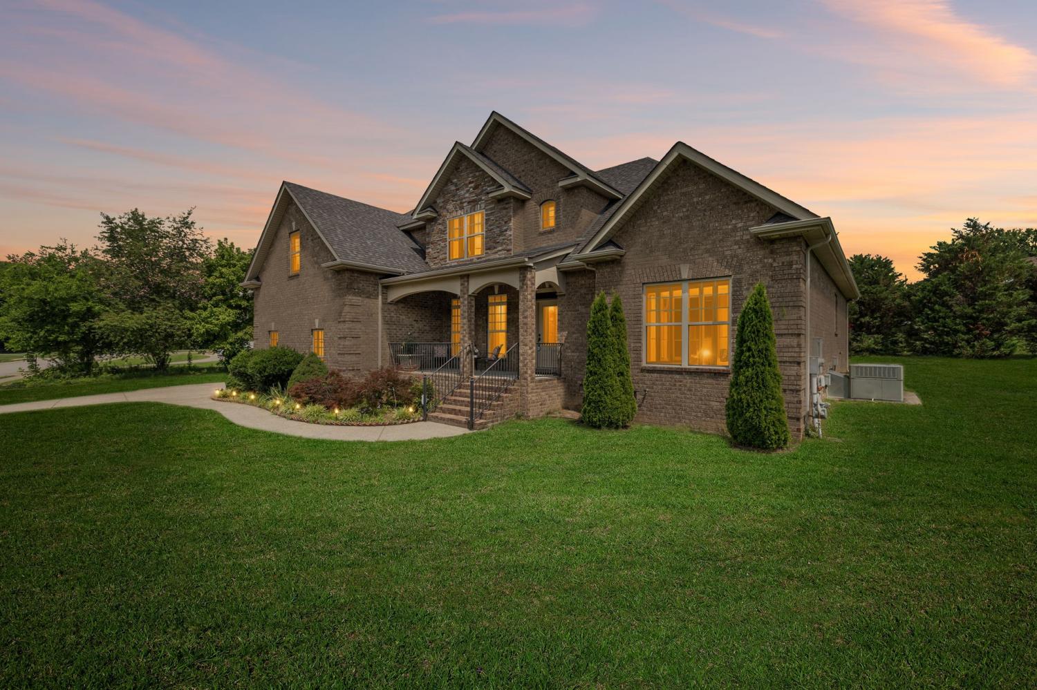 2028-Martins-Bend-Dr For Sale
