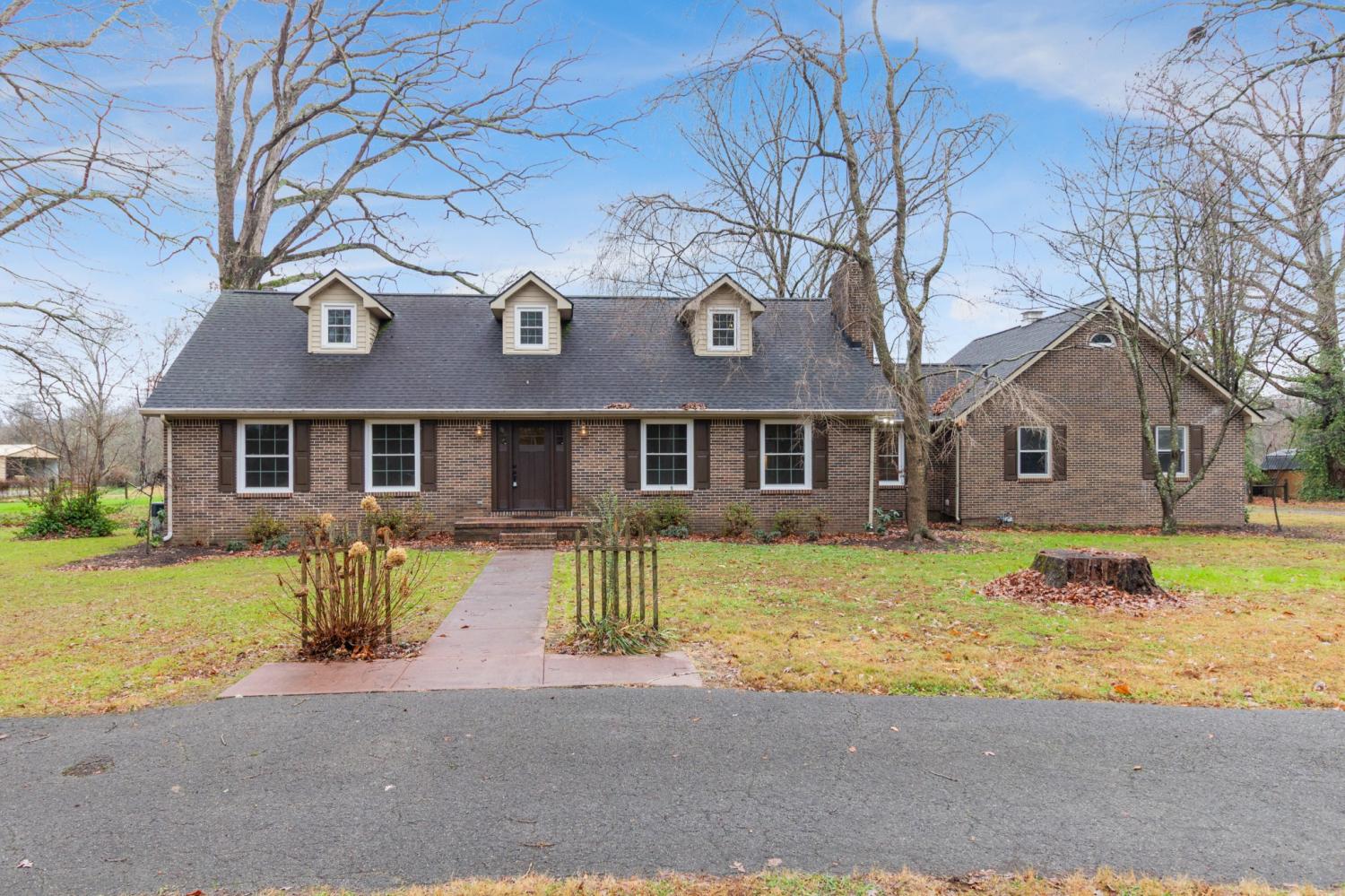 209-Spring-Creek-Rd For Sale