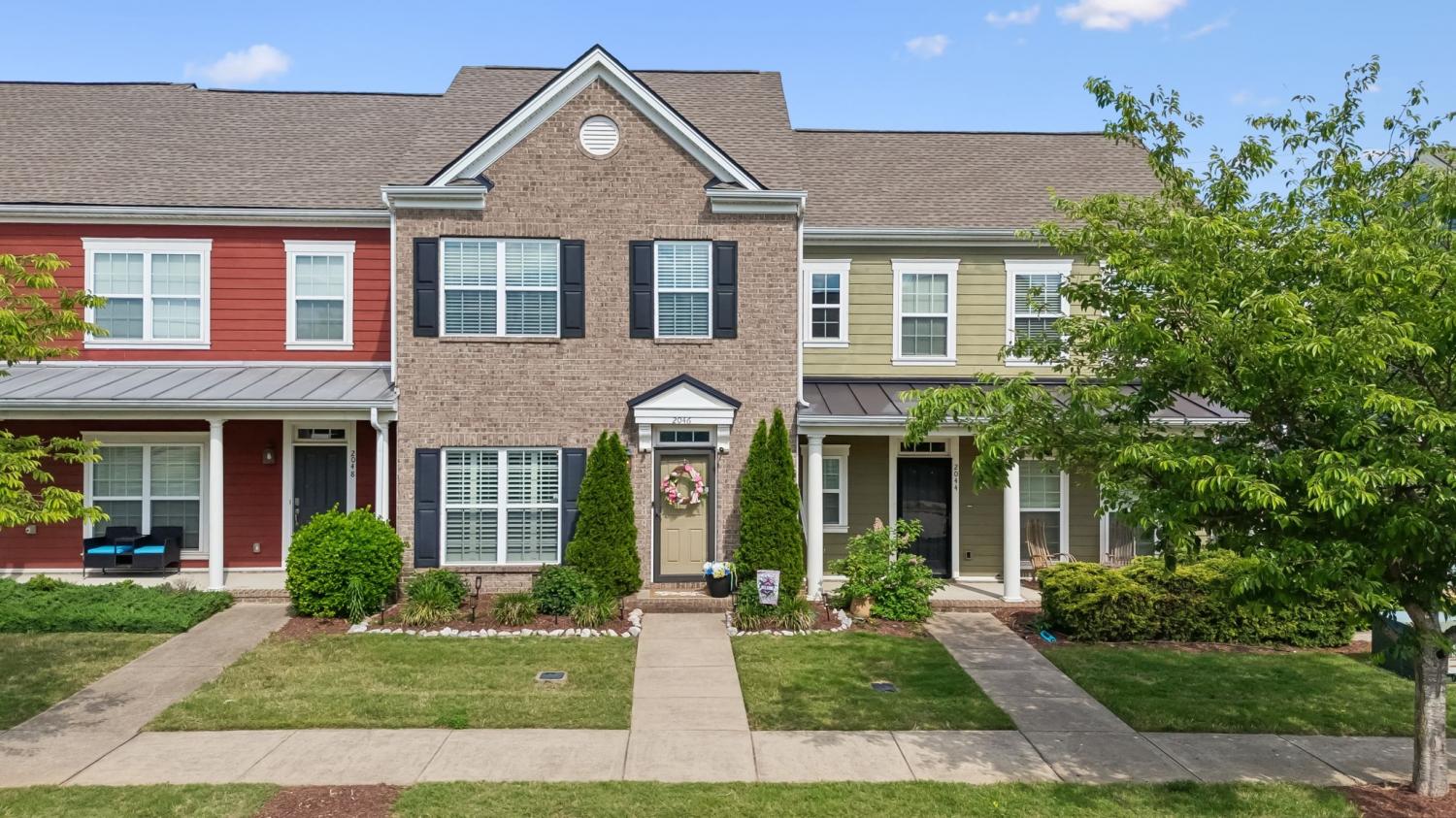 2046-Hemlock-Dr For Sale