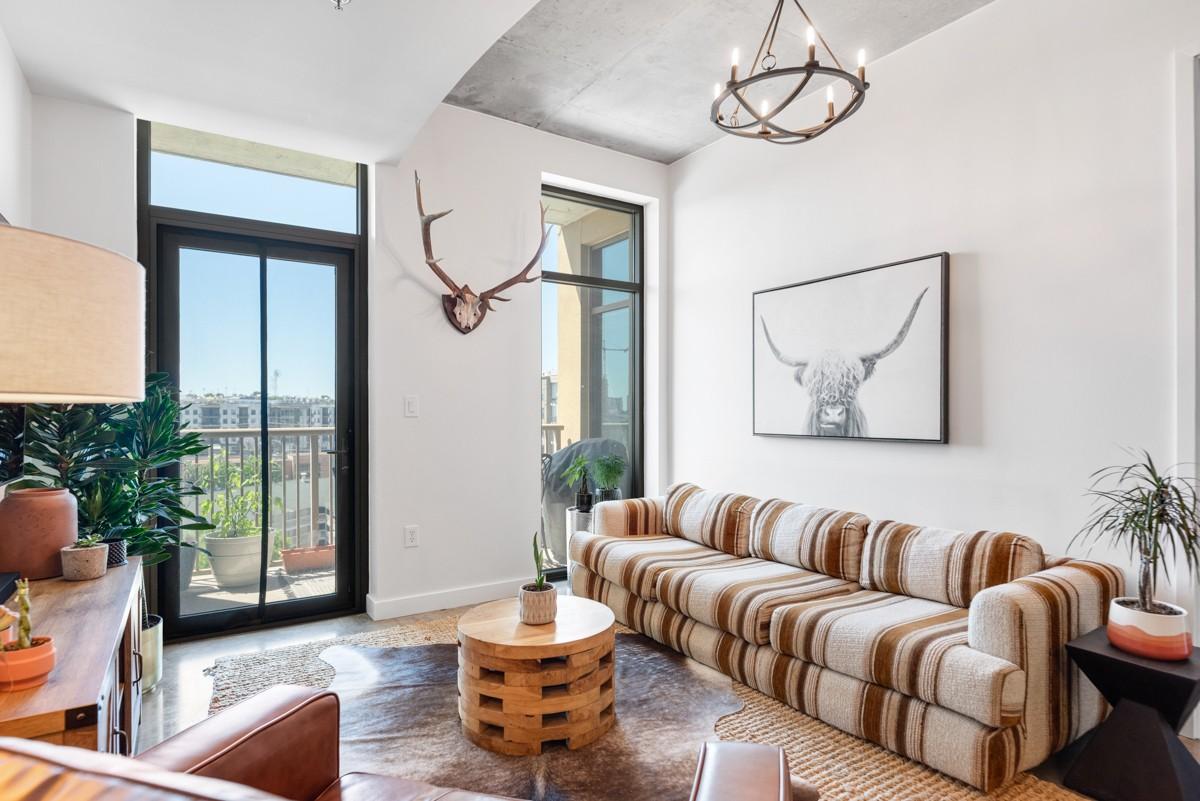 1510-Demonbreun-St For Sale