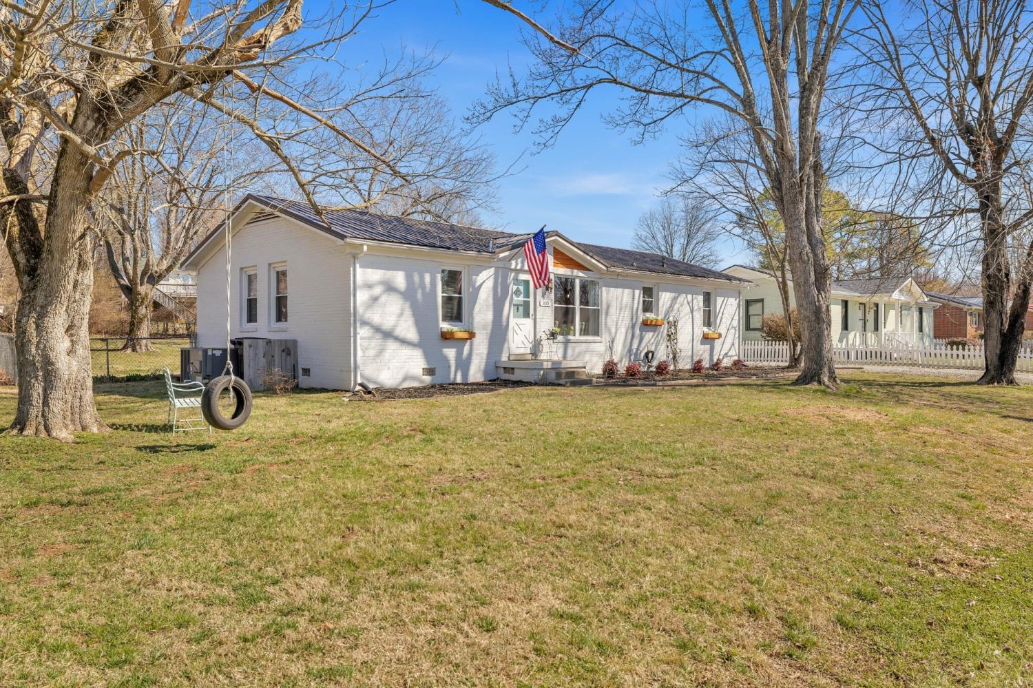 2001-Denise-Dr For Sale