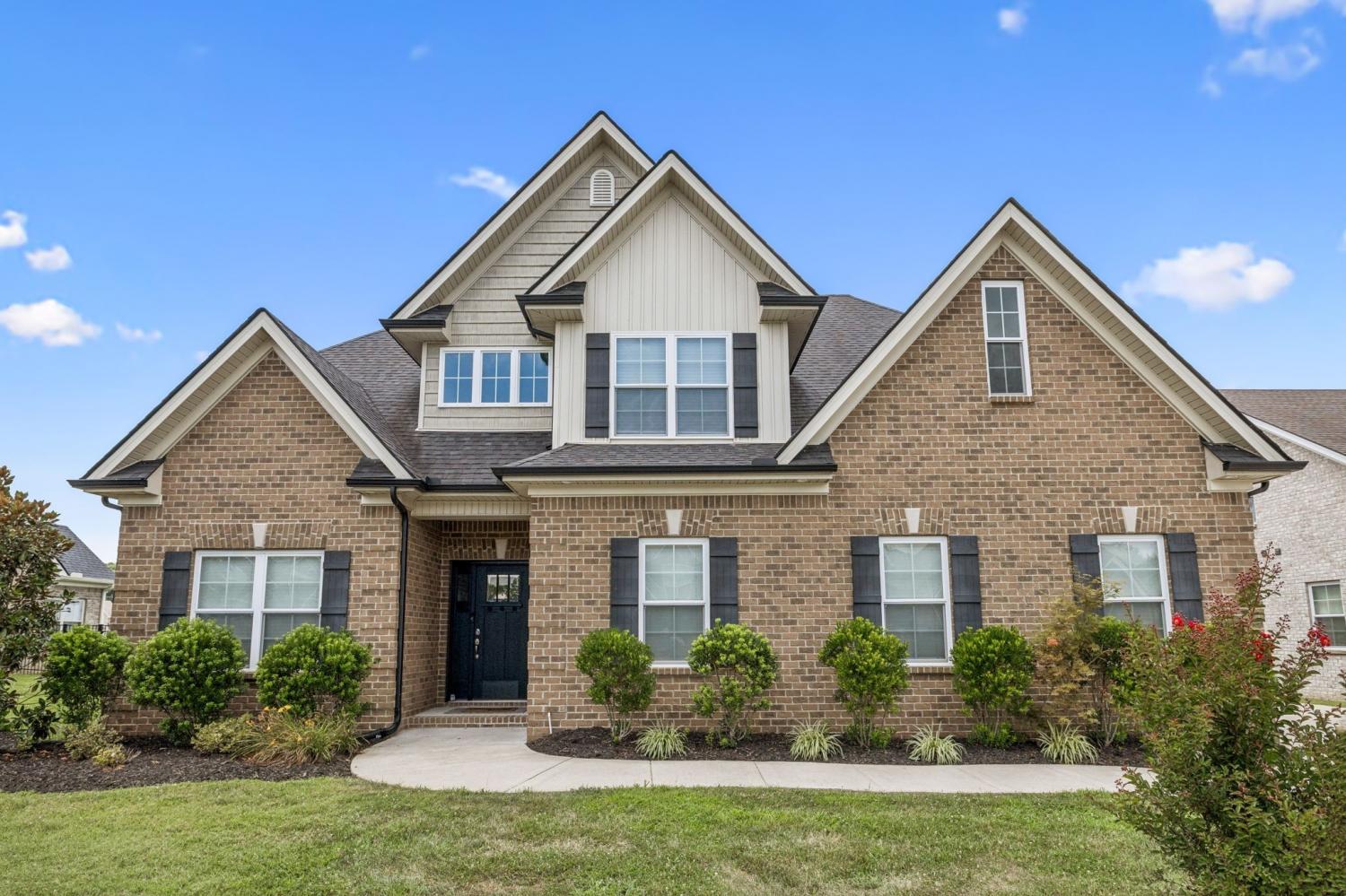 7013-Harriswood-Ln For Sale
