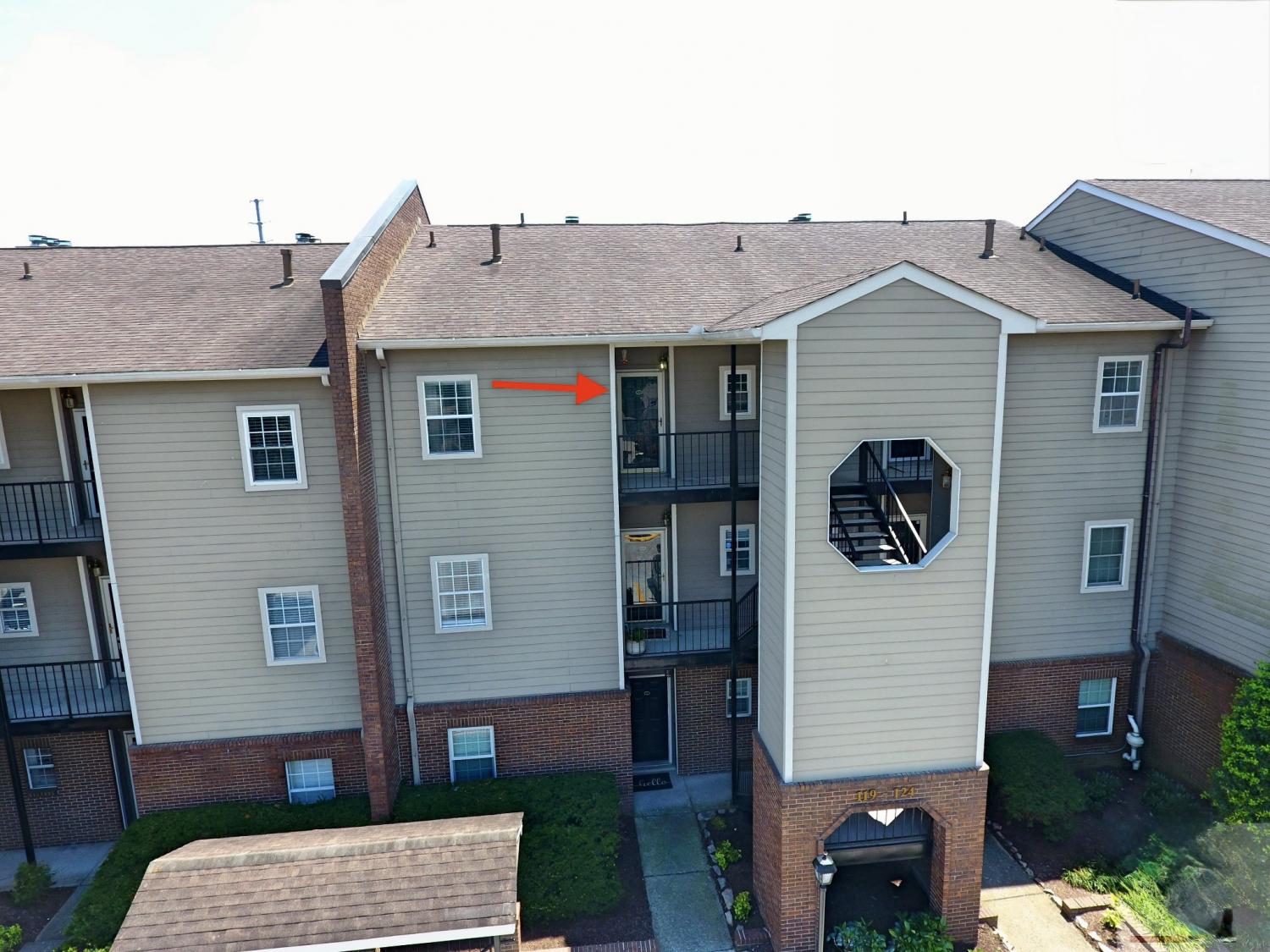 123-W-End-Pl For Sale