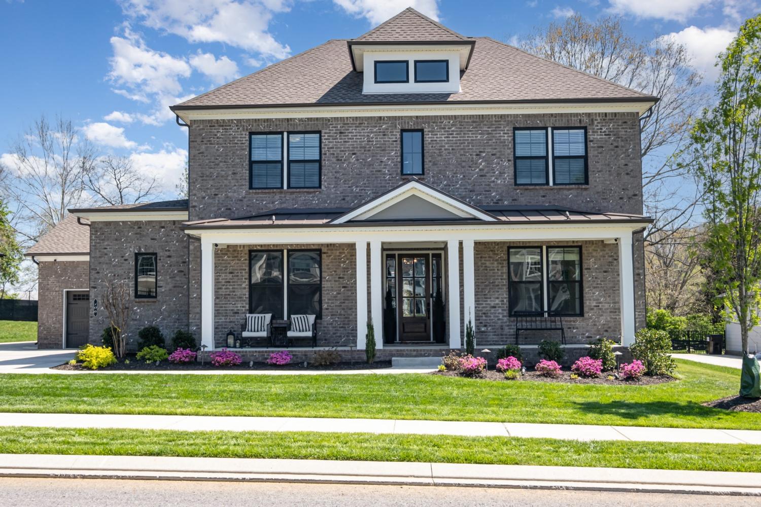 106-Willow-Bend-Dr For Sale