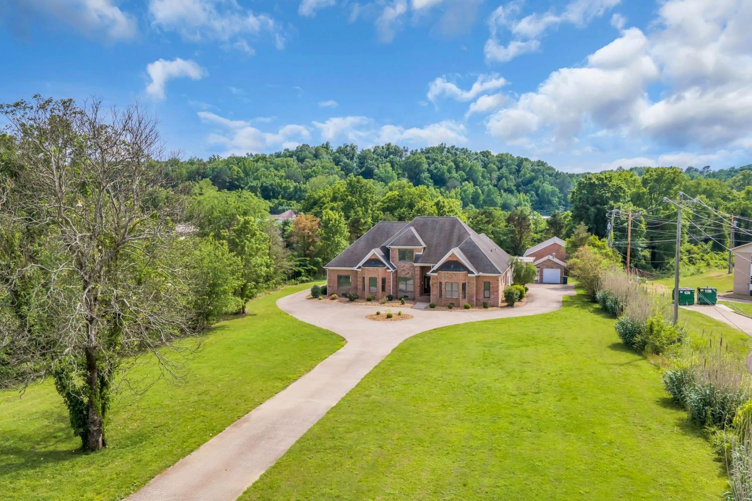 202-North-Clydeton-Road For Sale