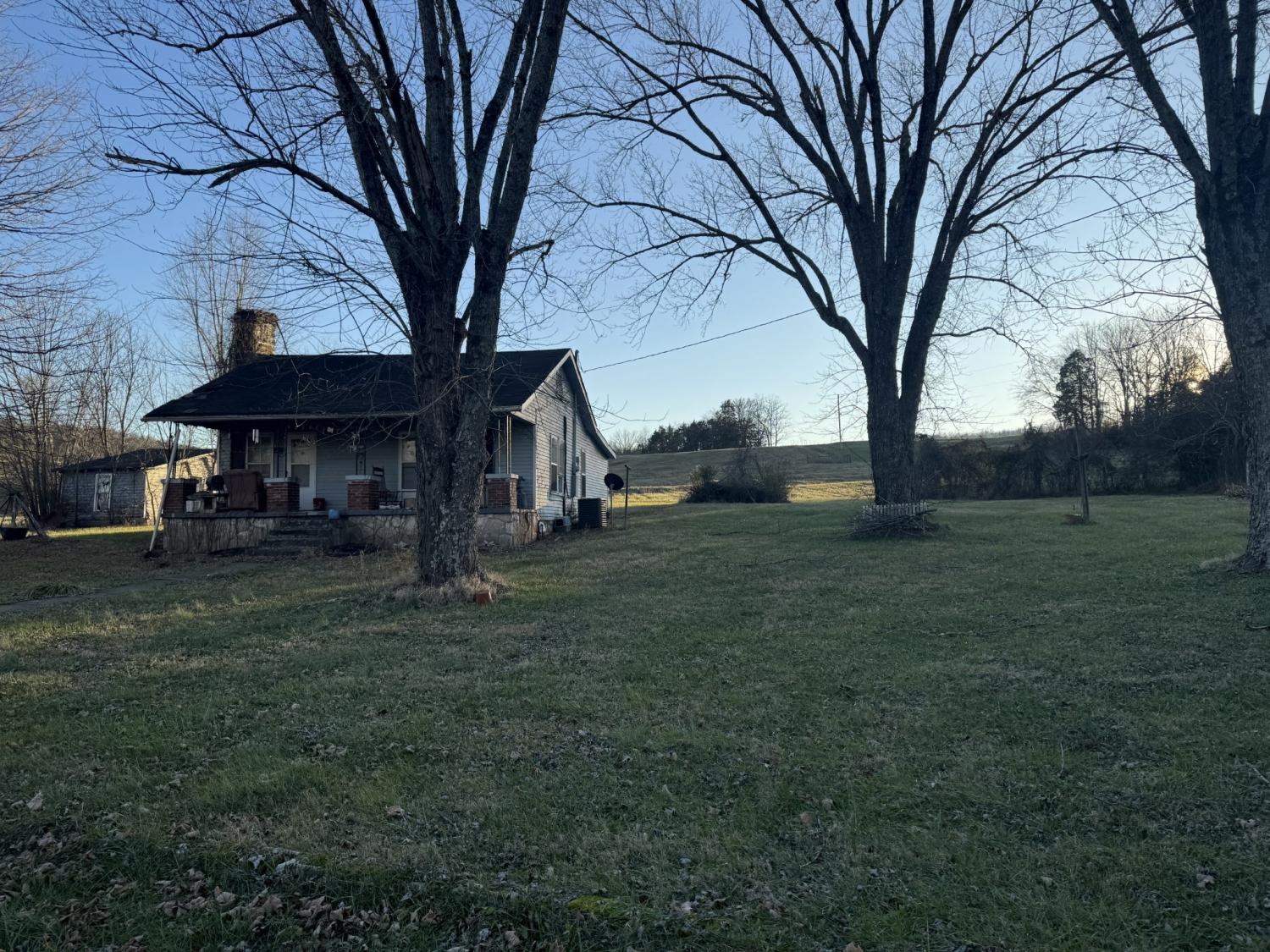 1007-Kennedy-Creek-Rd For Sale
