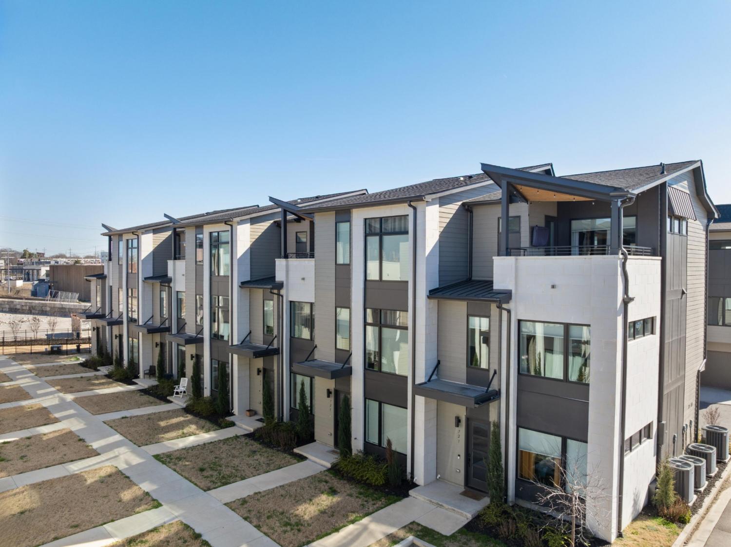 737-Burnside-Place For Sale