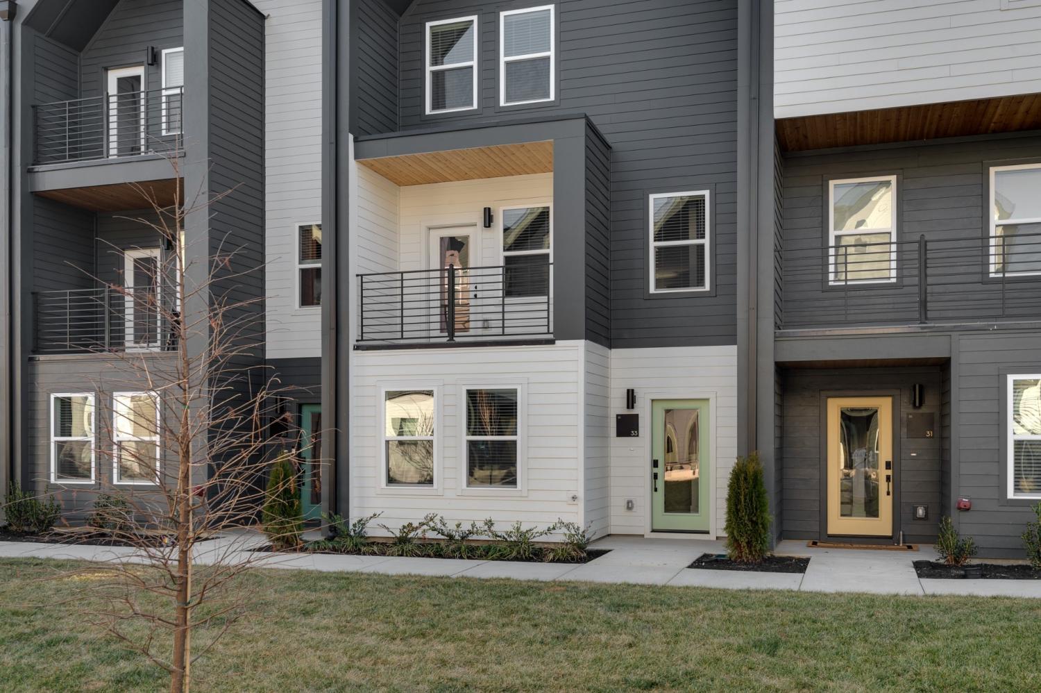 550-Markham-St For Sale