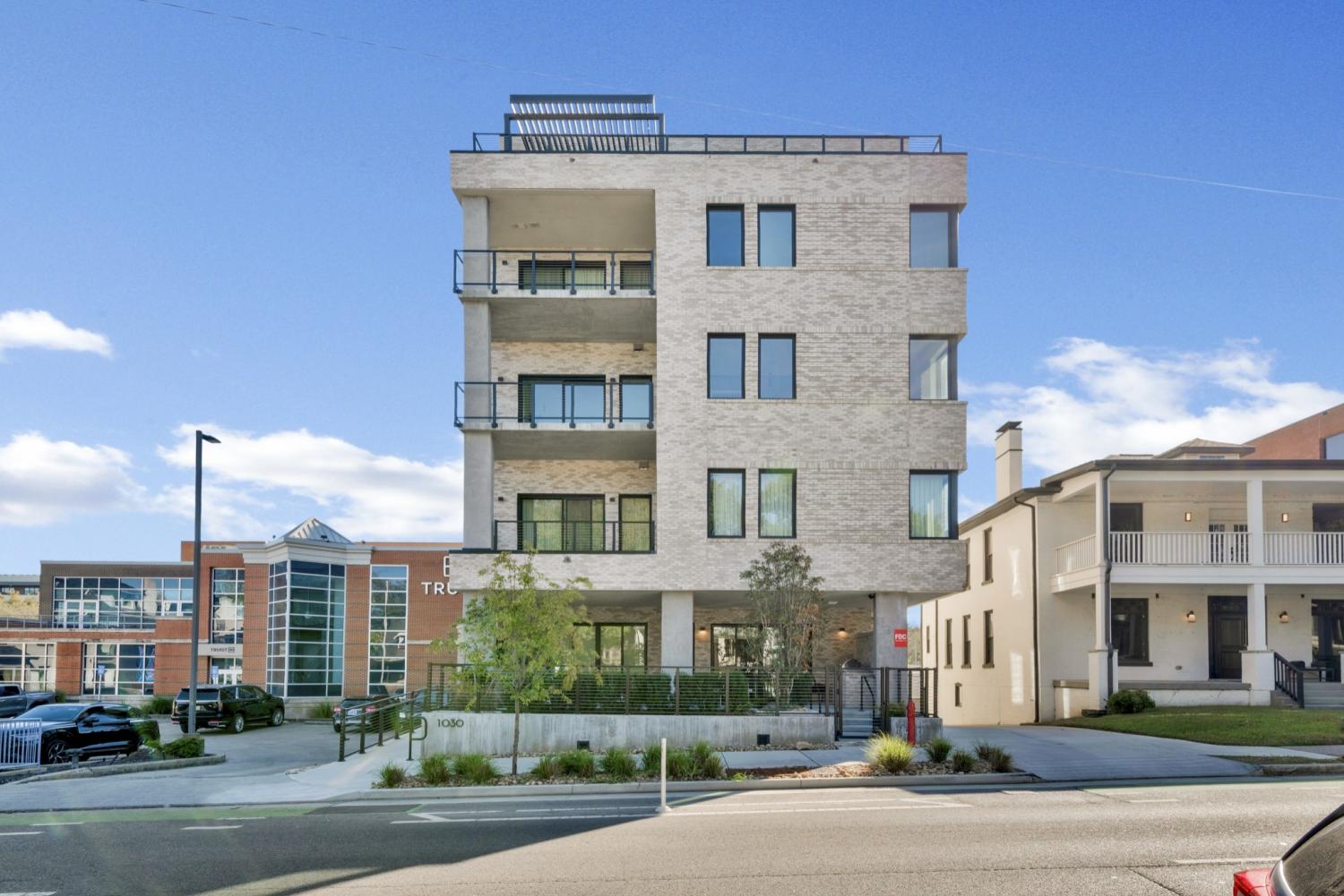 1030-17th-Ave--S For Sale