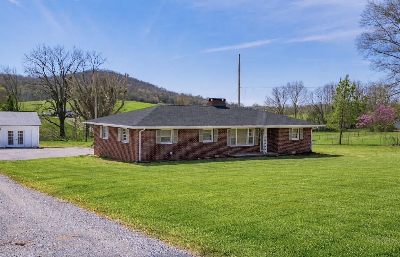 968-Spencer-Rd For Sale