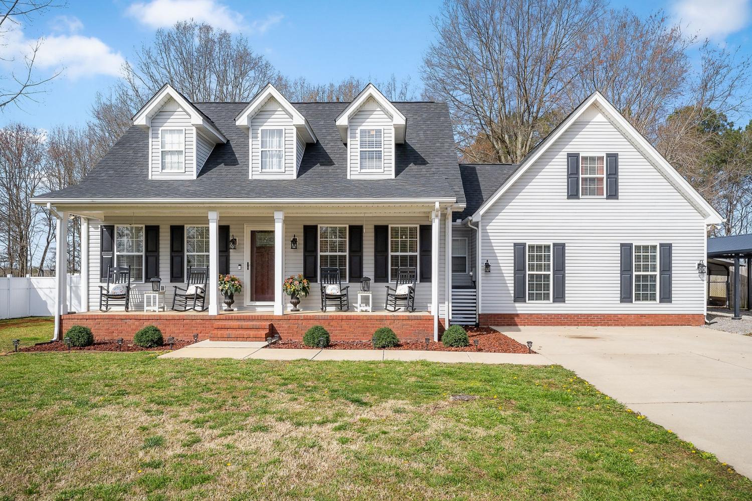 235-Oak-Tree-Dr For Sale