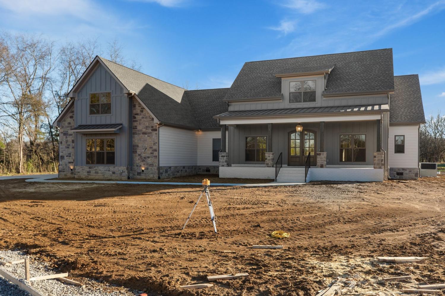 5024-Halls-Hill-Pike For Sale