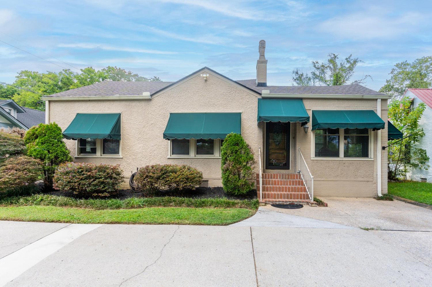 703-Belvoir-Avenue For Sale