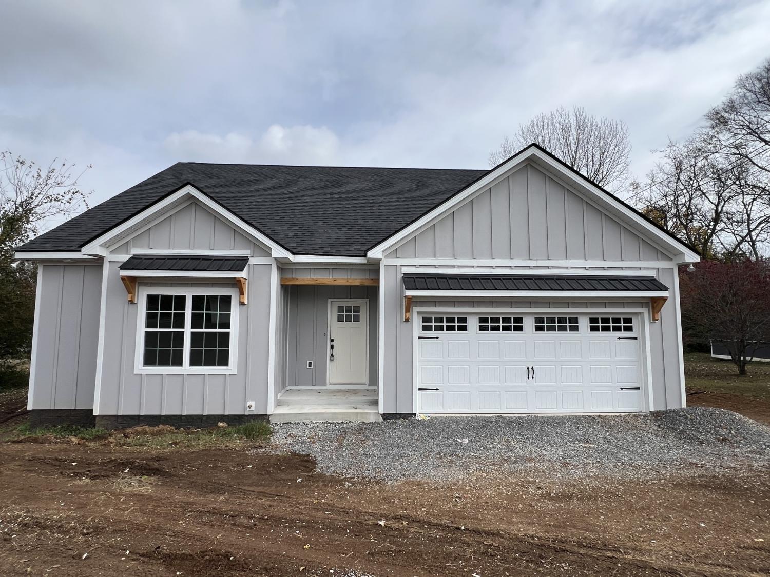 509B-Castle-Heights-Ave For Sale