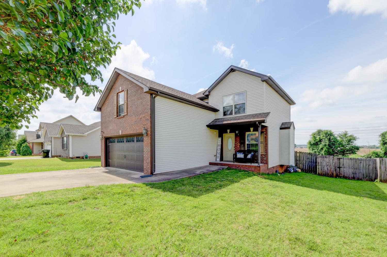 2468 Andersonville Dr TN 37042 For Sale - 