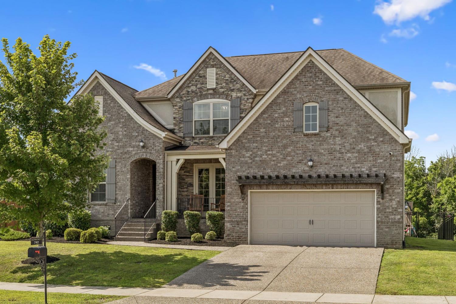 742-Burgess-Dr For Sale