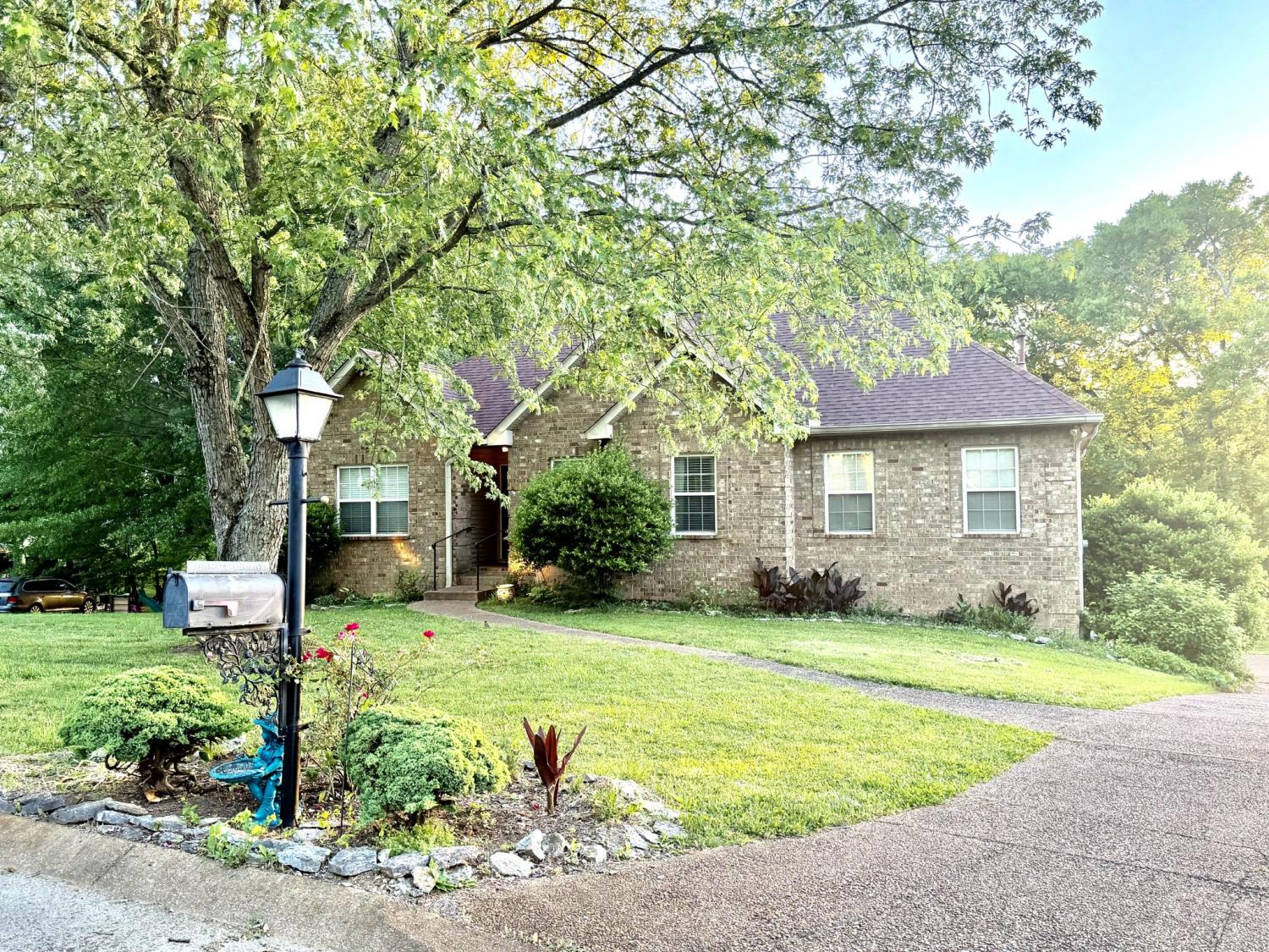 1308 Mallard Dr TN 37174 For Sale - 