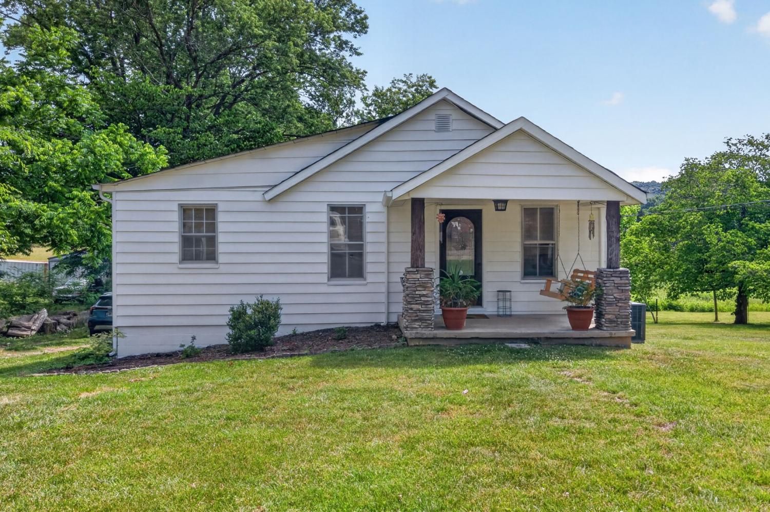 261-Mirandy-Rd For Sale