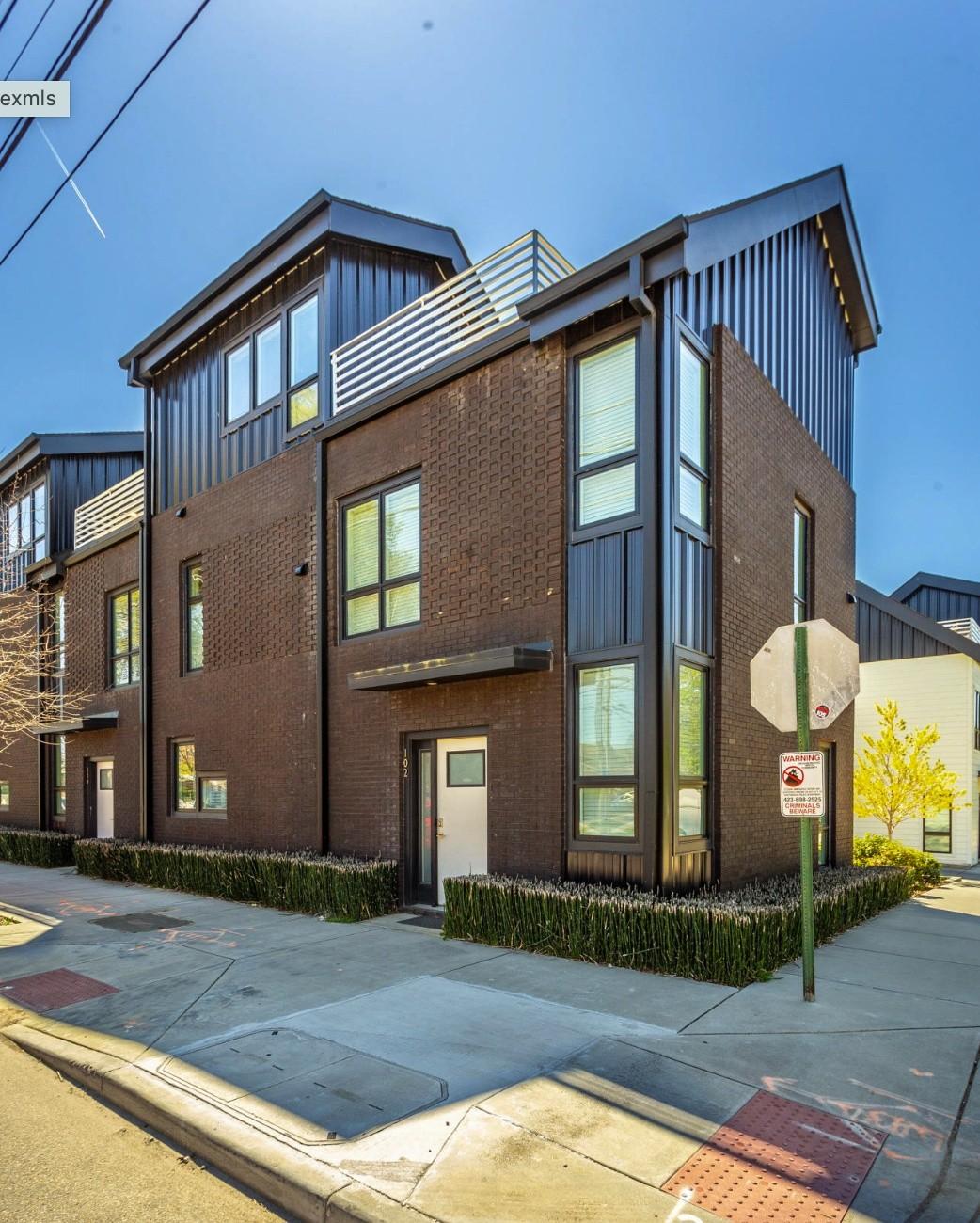 504-E-Main-St For Sale