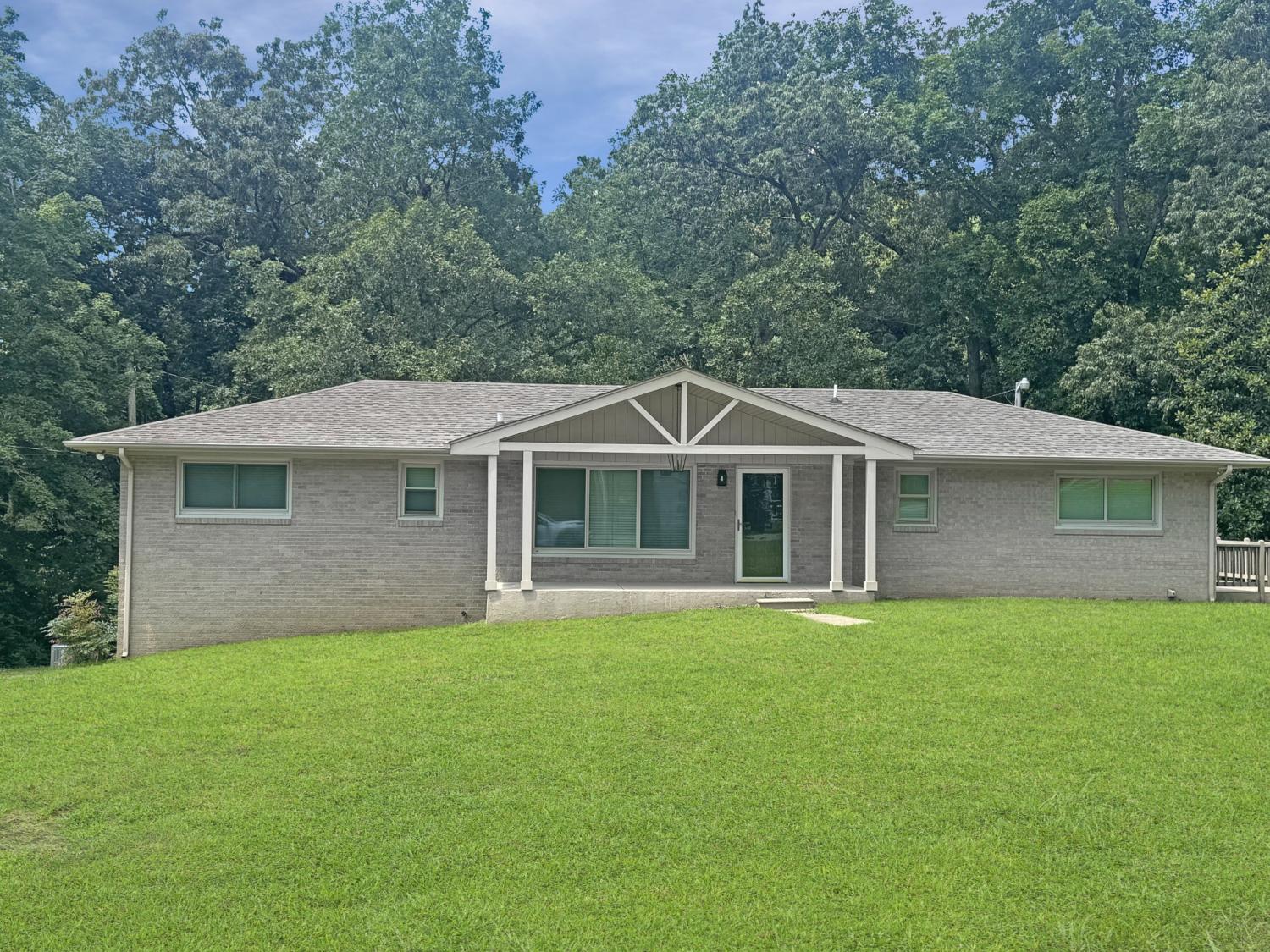 312-Valley-View-Rd For Sale
