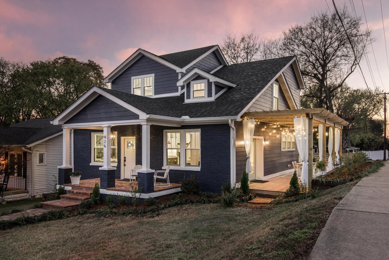 426-Hart-Ave For Sale