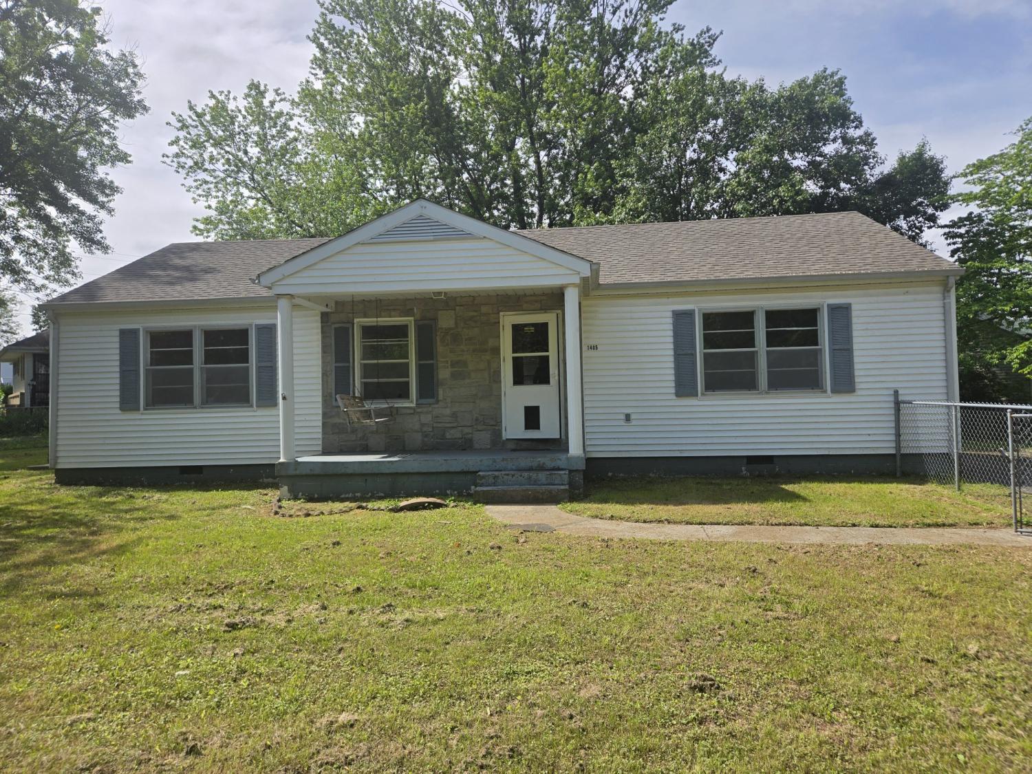 1405-Shawnee-Dr For Sale