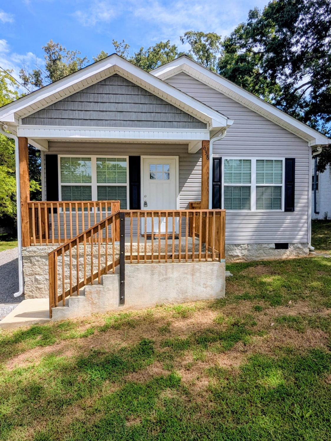 638-Belfast-St For Sale