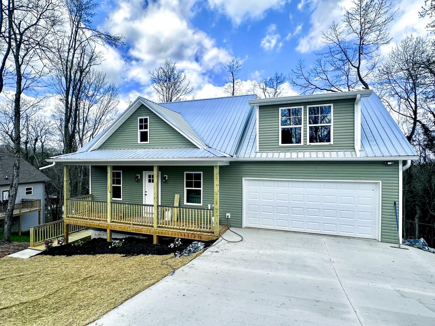 404-Four-Winds-Way For Sale