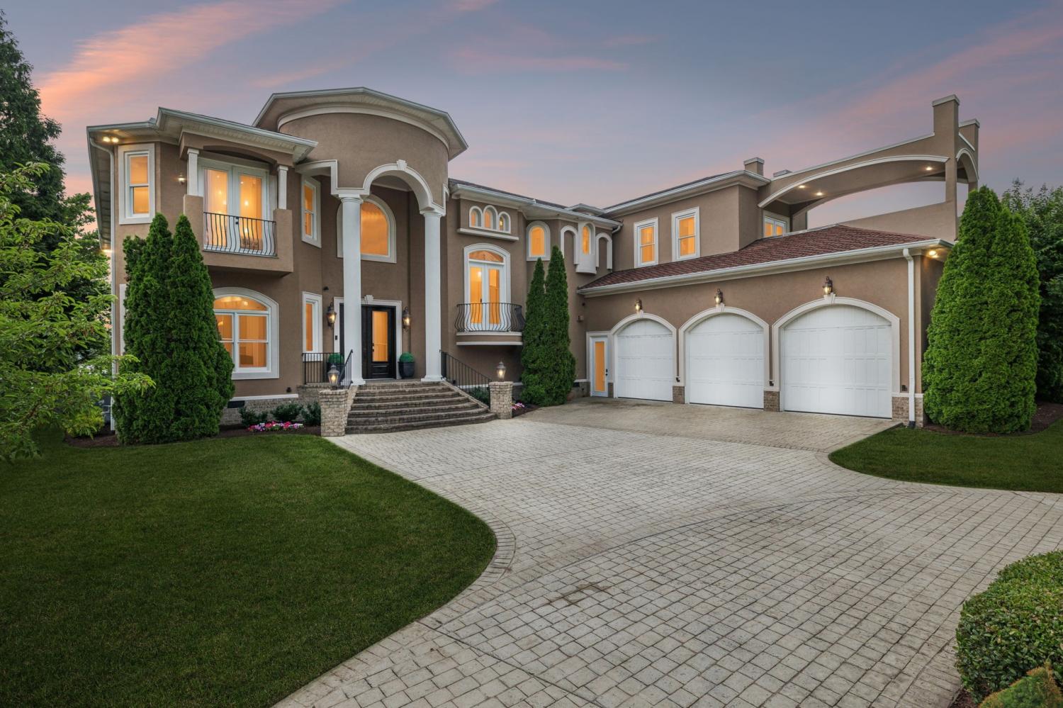 17-Harbor-Cove-Dr For Sale