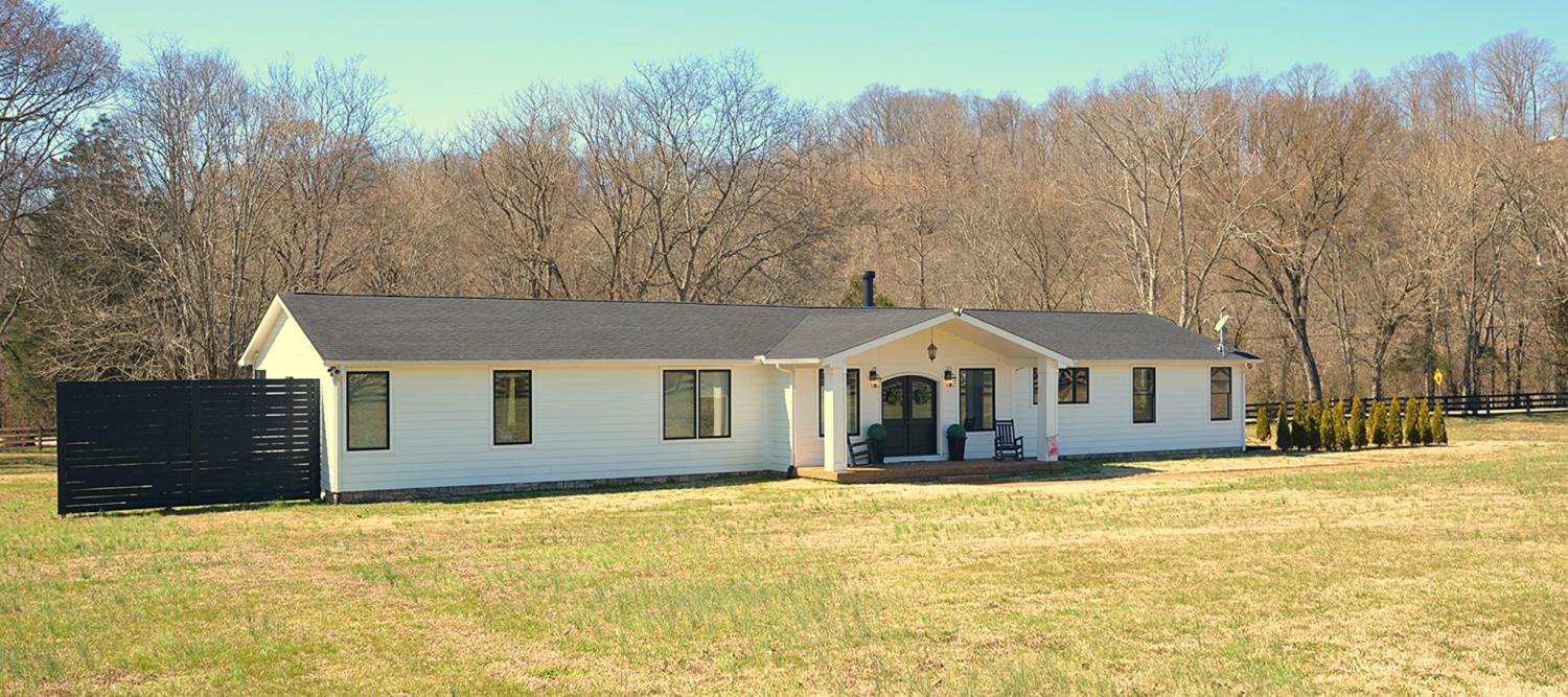 9599-Highway-96 For Sale