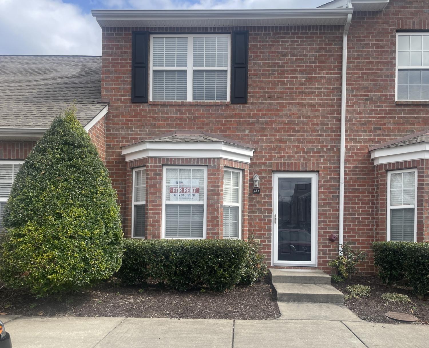 1040-Charlie-Daniels-Pkwy For Sale