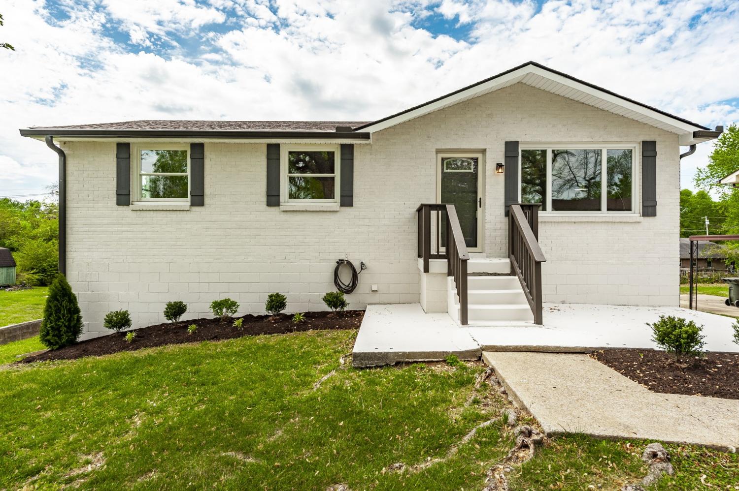 709-Perry-Dr For Sale