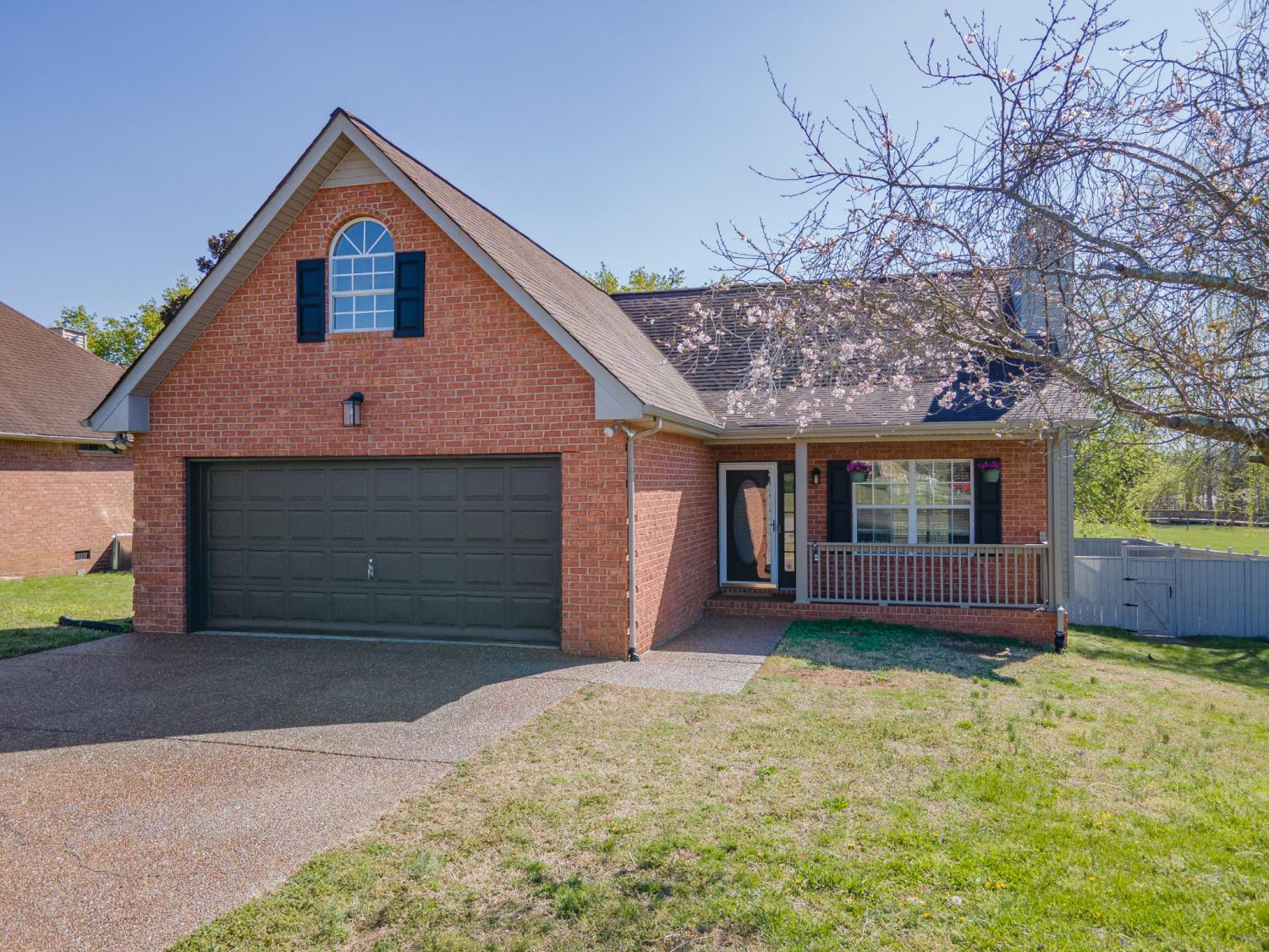 624-Creekfront-Dr For Sale