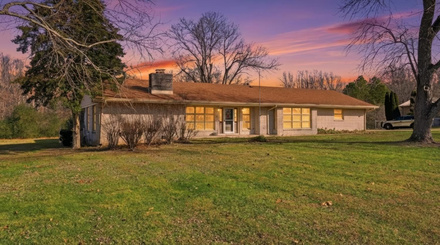 8-Hilltop-Rd For Sale